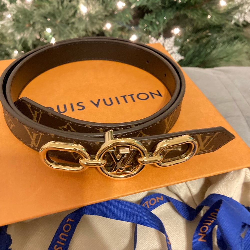 Louis Vuitton Monogram Reversible Leather Belt in Brown with Gold LV Buckle
